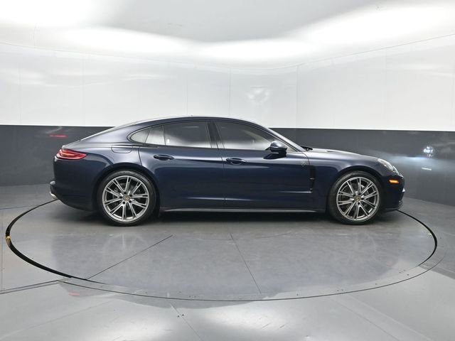 Used 2019 Porsche Panamera 4 w/ Premium Package image 39