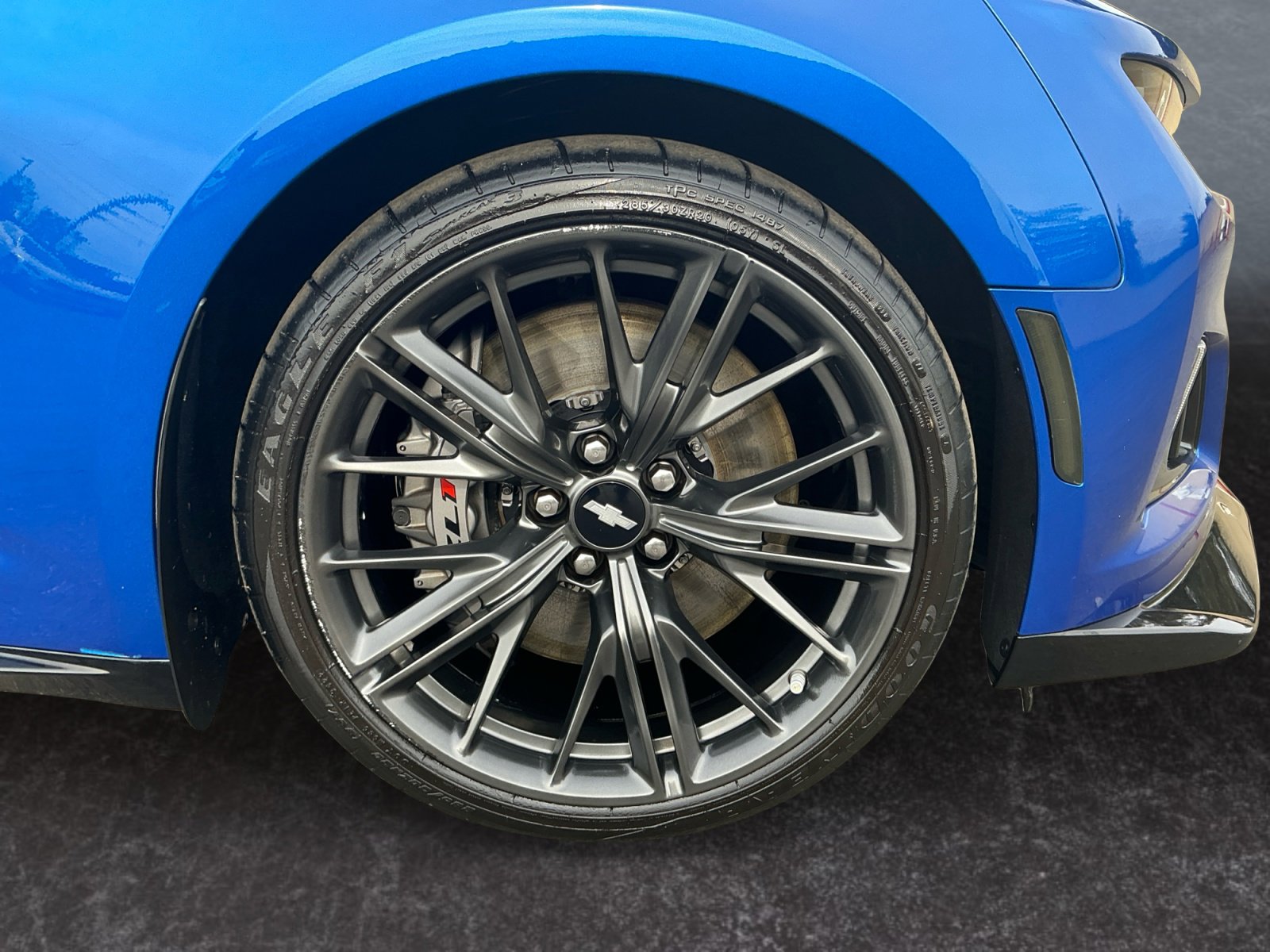 Used 2017 Chevrolet Camaro ZL1 image 10