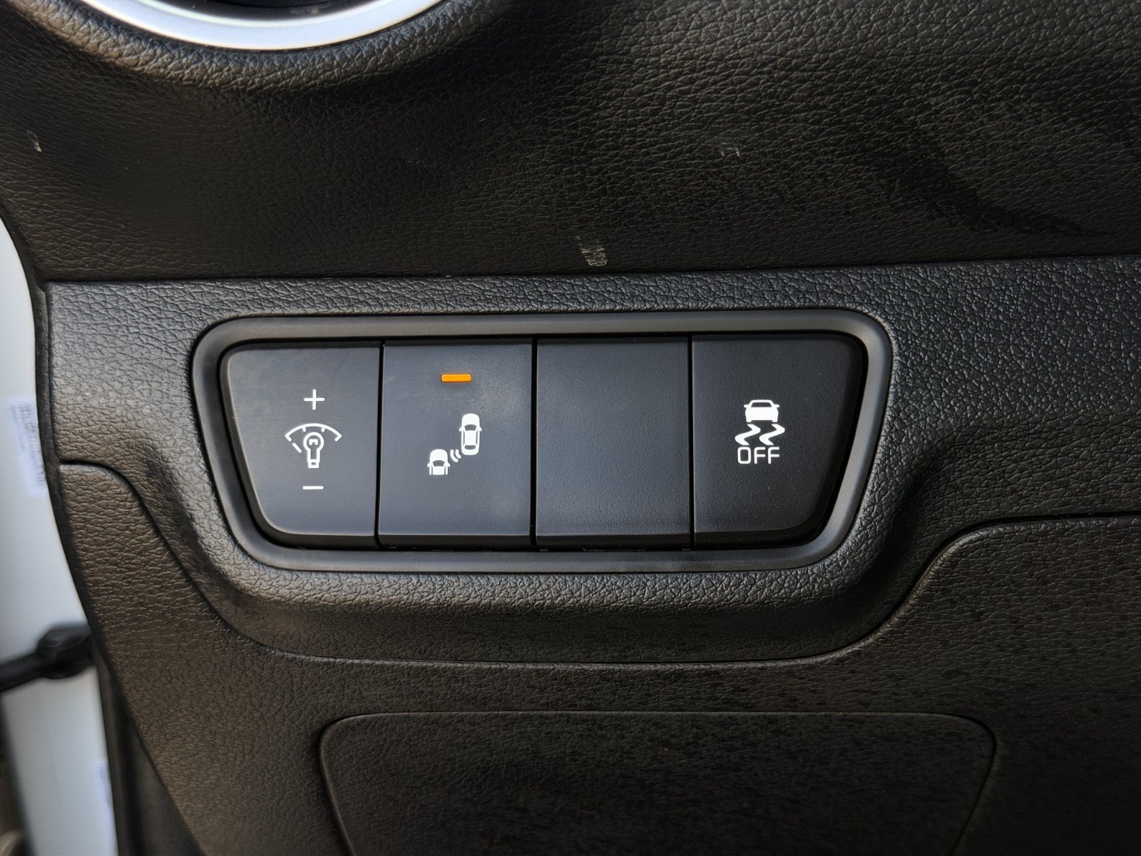 Used 2024 Kia Forte GT-Line FWD image 24