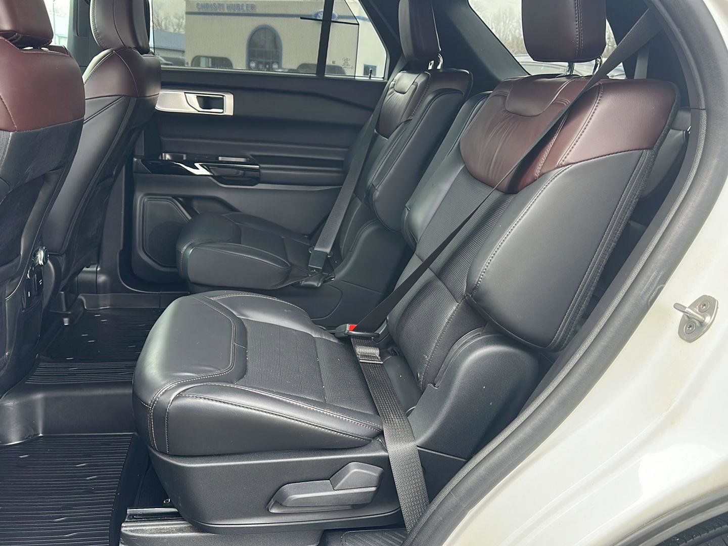 Used 2021 Ford Explorer Platinum image 10