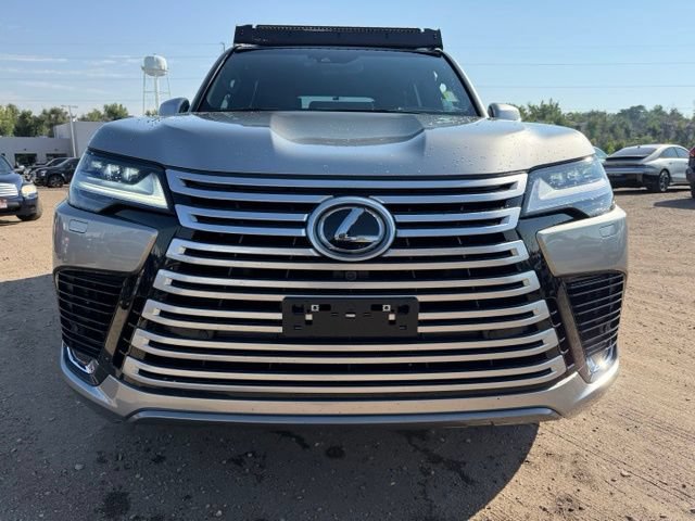 Used 2024 Lexus LX 600 4WD w/ Luxury Package image 9