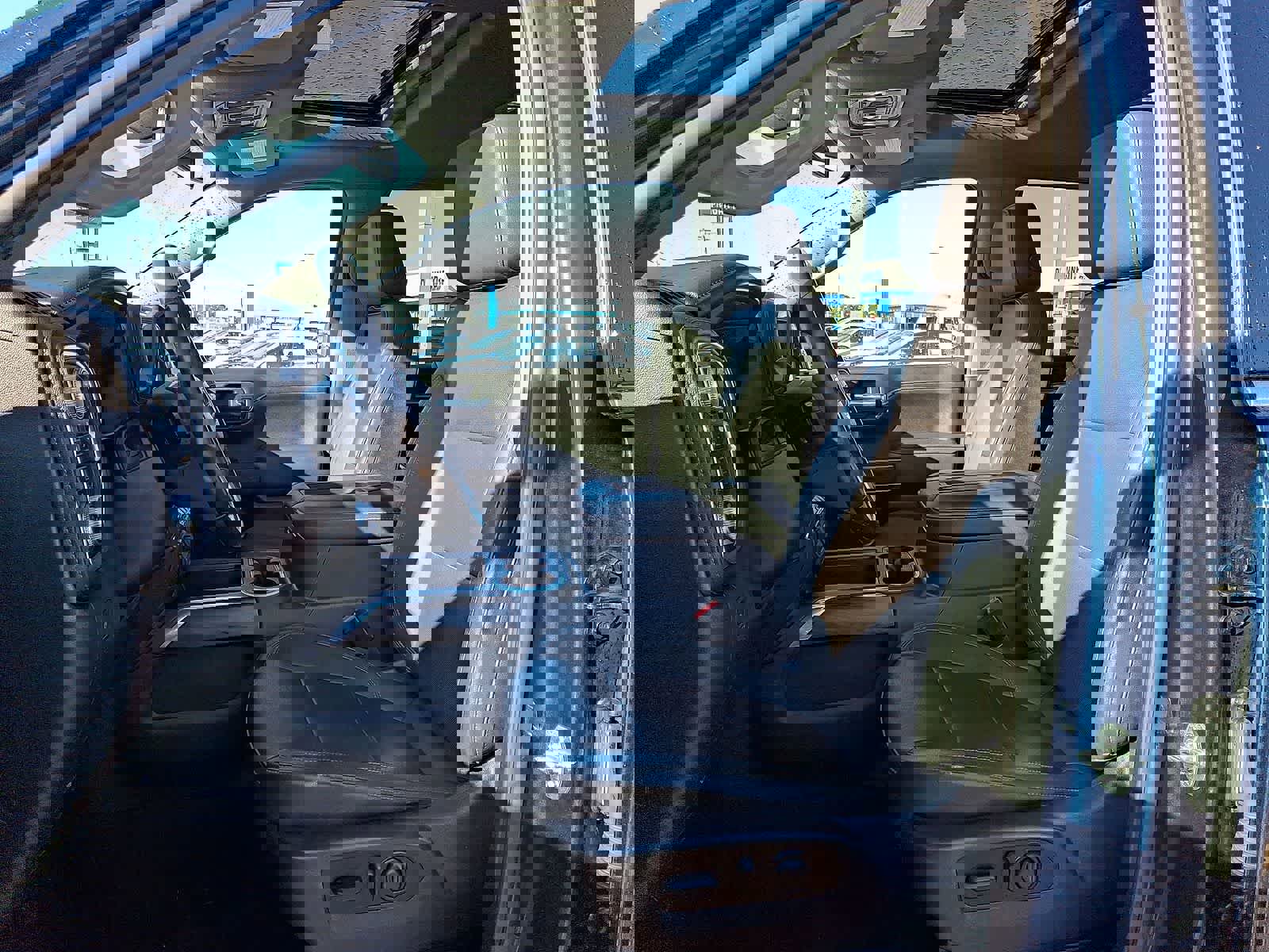 Used 2021 GMC Sierra 1500 SLT w/ SLT Premium Package image 25