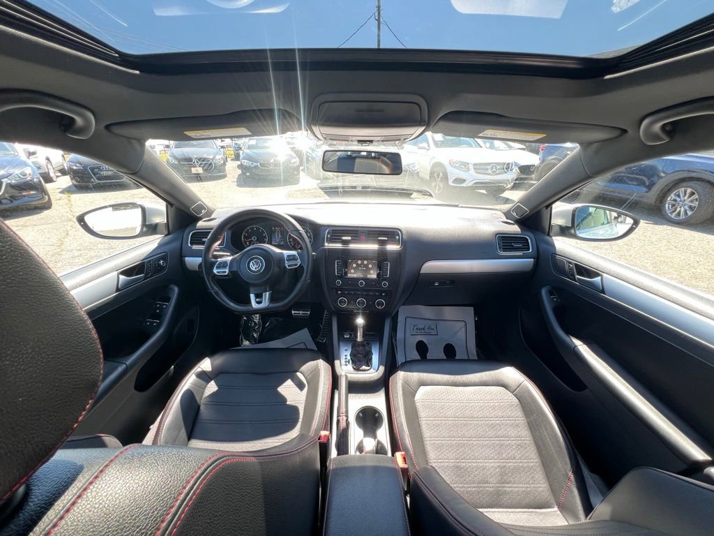 Used 2013 Volkswagen Jetta GLI image 15