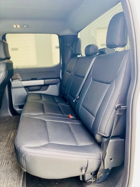 Used 2024 Ford F150 Lightning XLT image 12