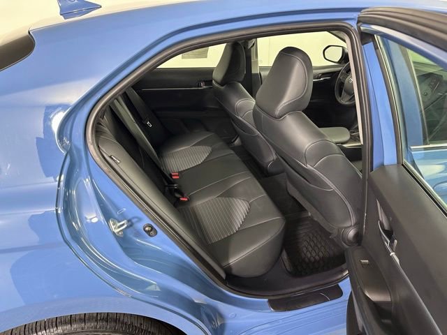 Used 2023 Toyota Camry SE w/ Cold Weather Package AWD/4WD image 11