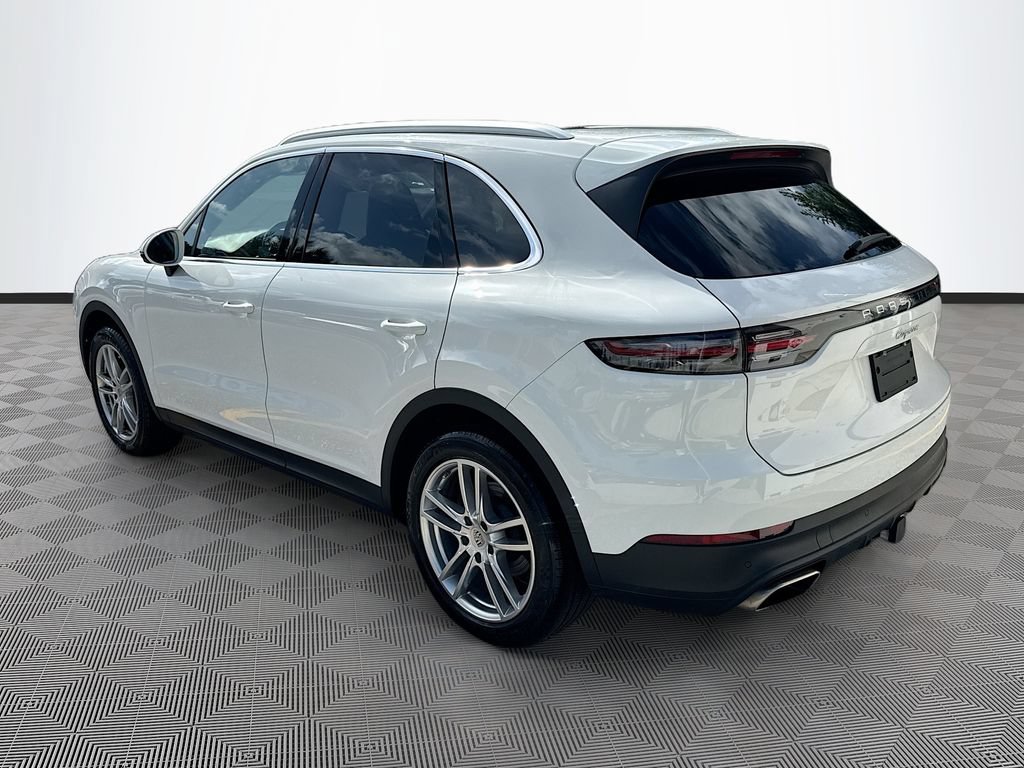 Used 2023 Porsche Cayenne AWD/4WD image 6