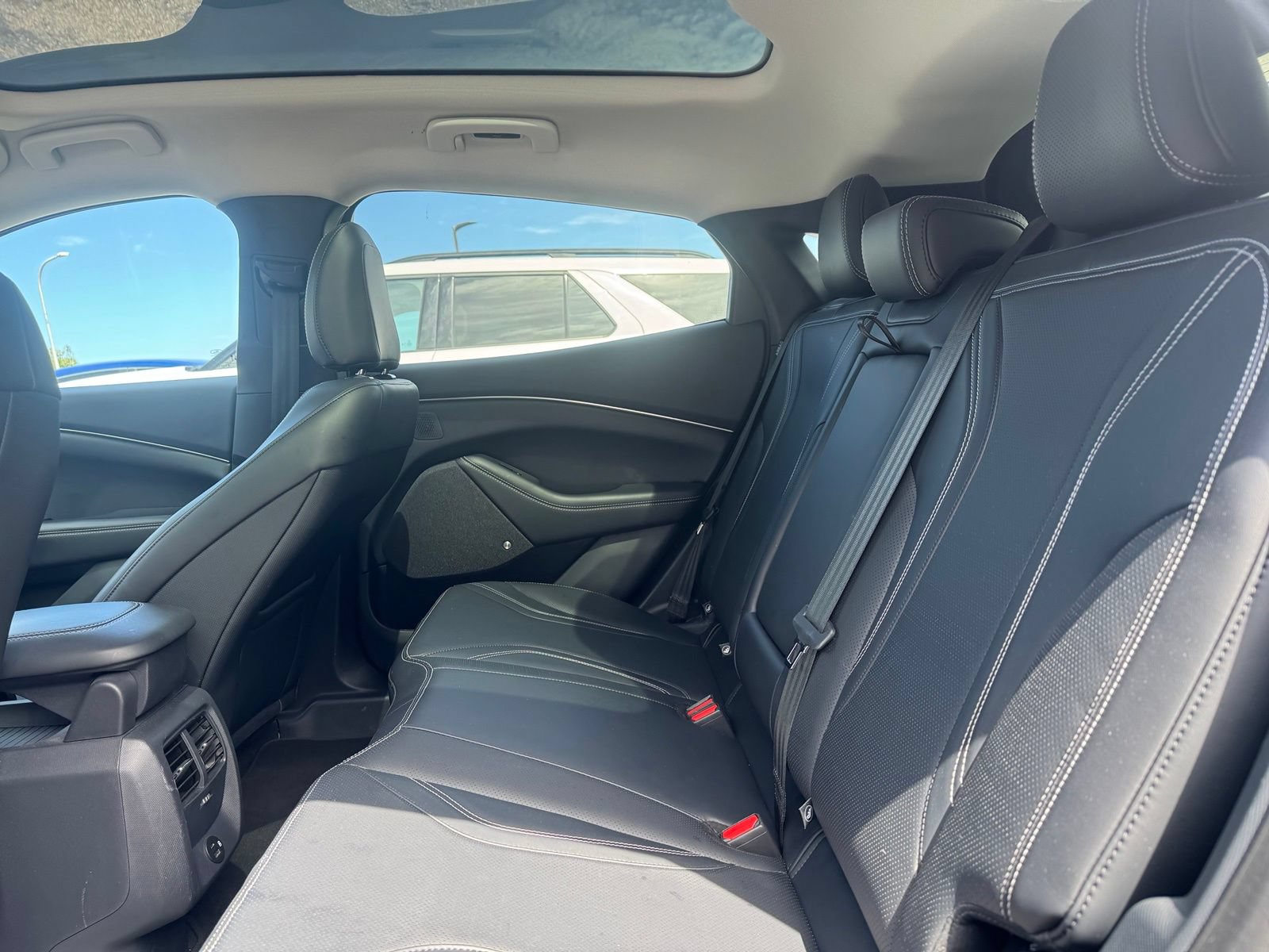 Used 2022 Ford Mustang Mach-E Premium AWD/4WD image 13