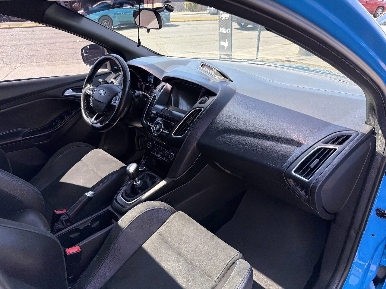 Used 2016 Ford Focus RS AWD/4WD image 21