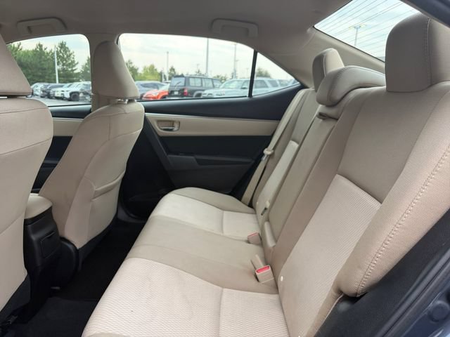 Used 2015 Toyota Corolla LE FWD image 17
