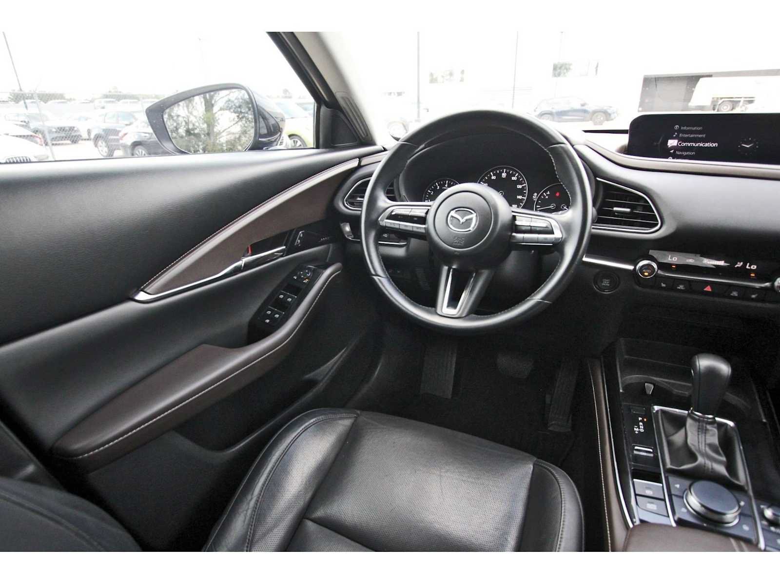 Used 2022 MAZDA CX-30 AWD 2.5 S w/ Premium Package image 6