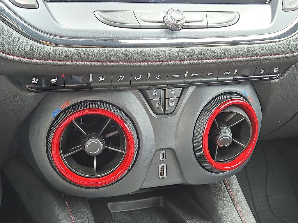 Used 2023 Chevrolet Blazer RS w/ Enhanced Convenience Package image 31