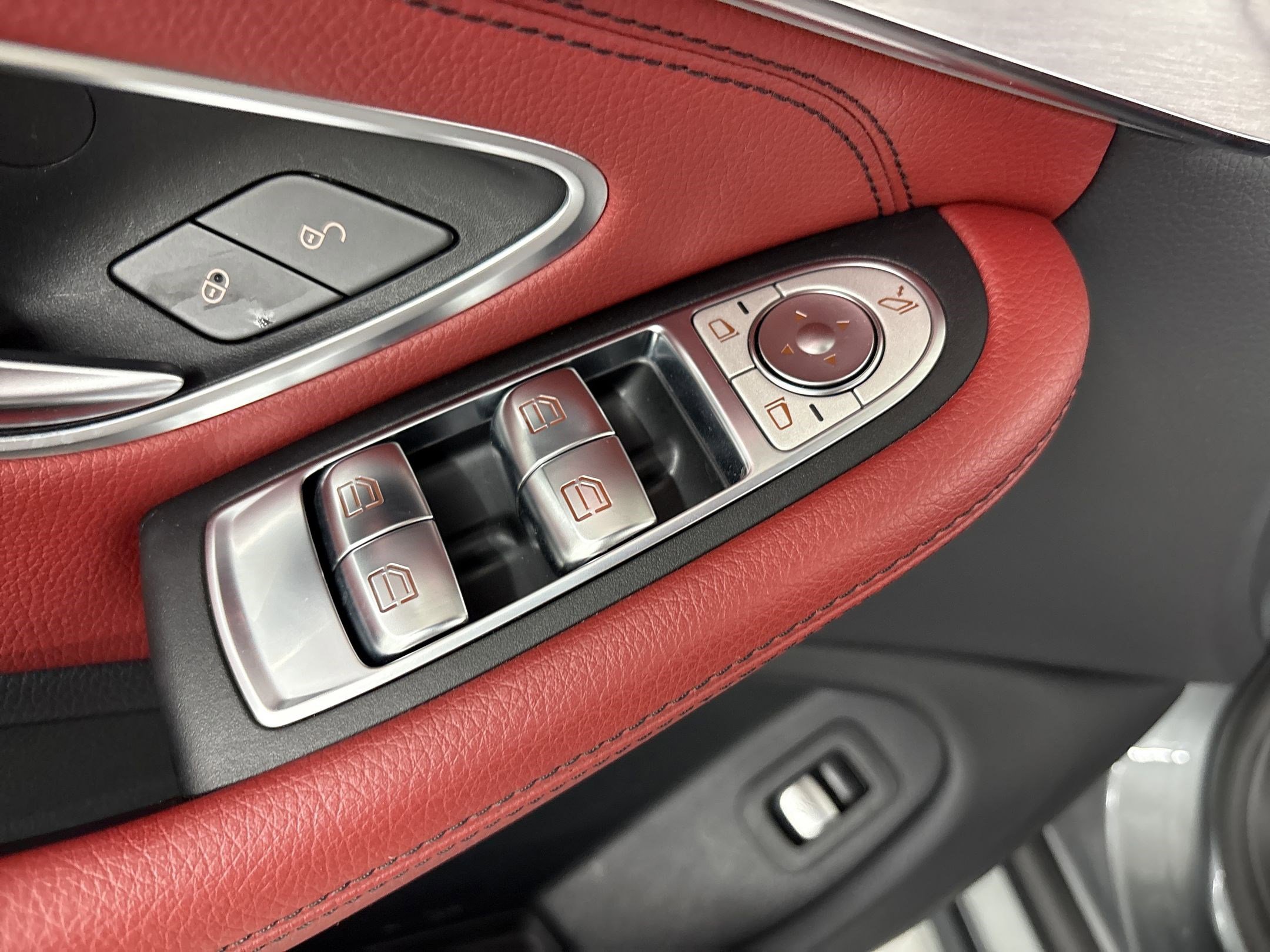 Used 2021 Mercedes-Benz C 300 Cabriolet image 12