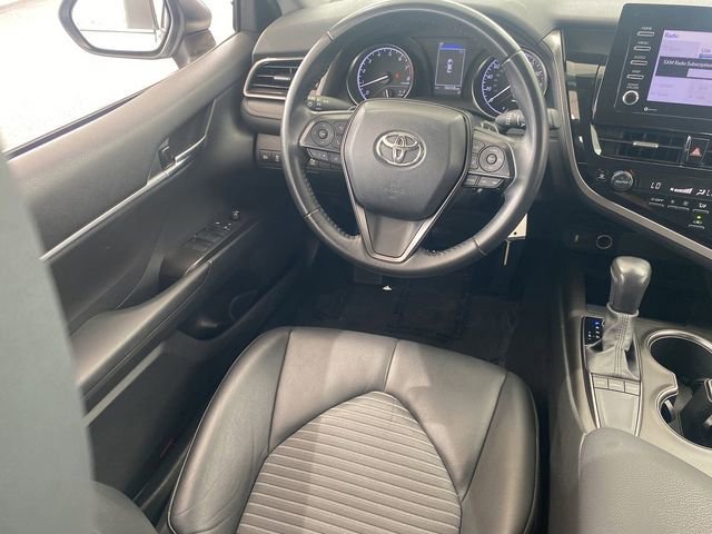 Certified 2022 Toyota Camry SE FWD image 25