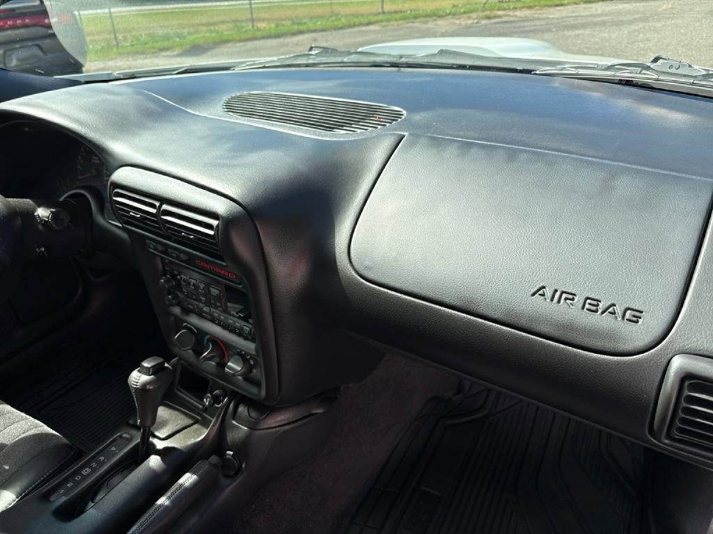 Used 2000 Chevrolet Camaro Z28 w/ SS Performance/Appearance Pkg image 13