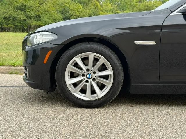 Used 2015 BMW 528i xDrive Sedan AWD/4WD image 29