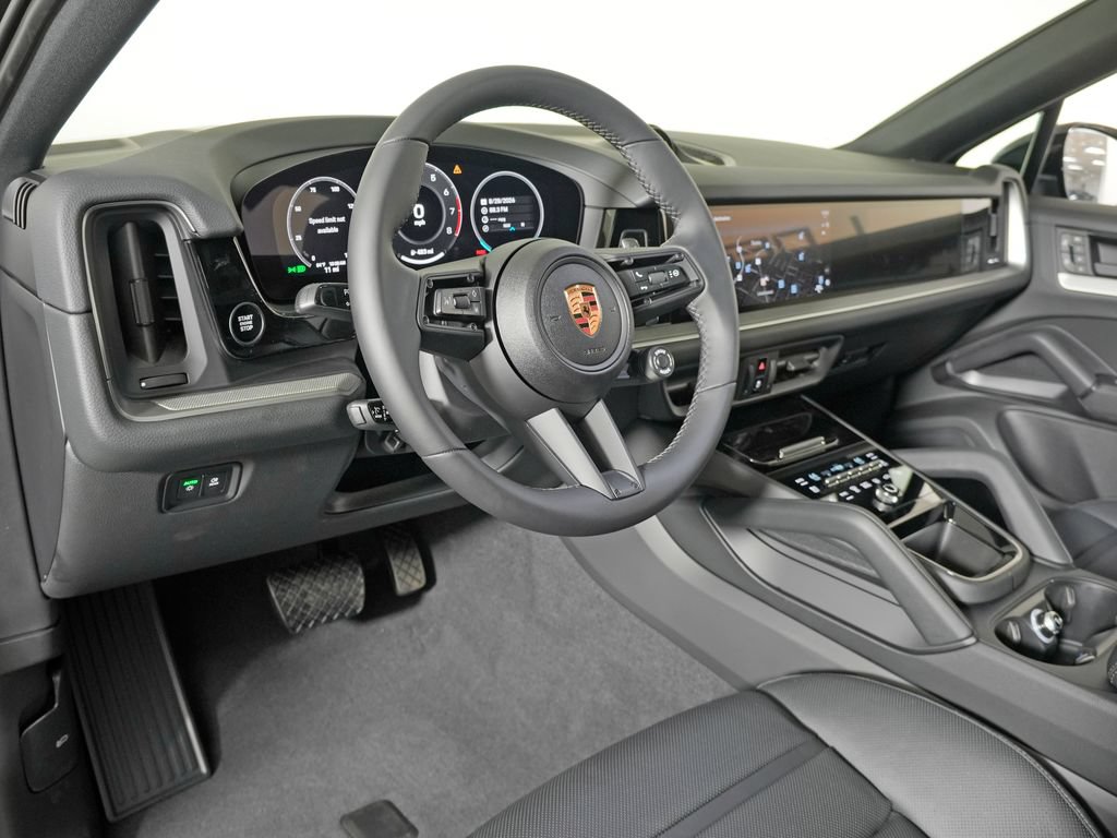 New 2026 Porsche Cayenne Coupe AWD/4WD image 4