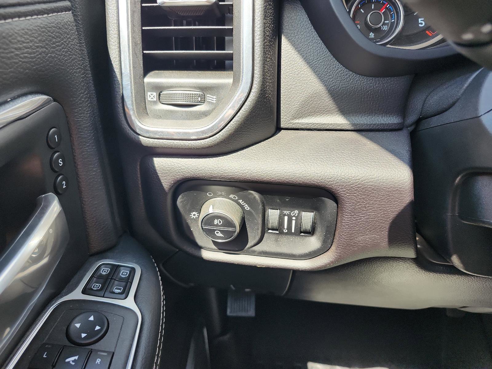 Used 2024 RAM 2500 Laramie image 26