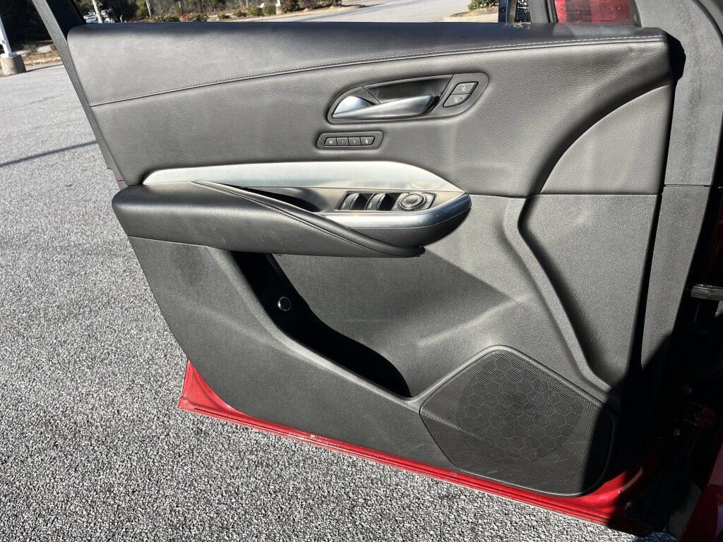 Used 2022 Cadillac XT4 Premium Luxury w/ Driver Assist Package image 14