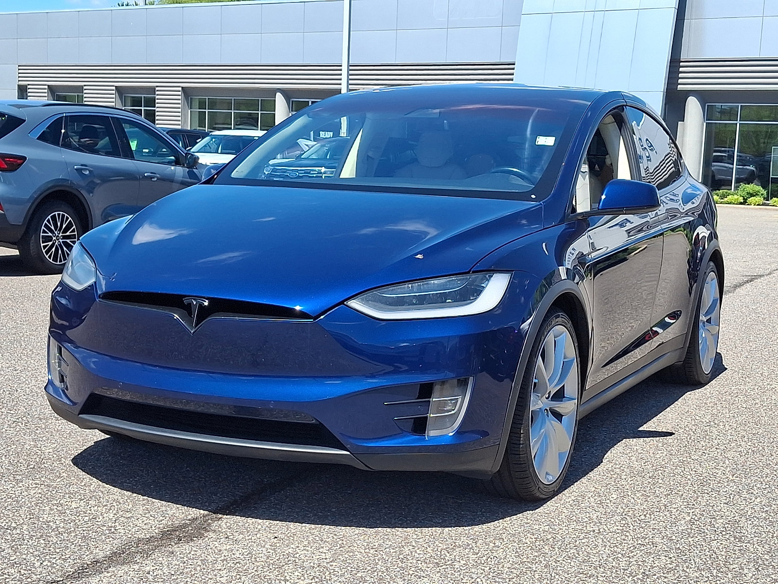 Used 2017 Tesla Model X 100D AWD/4WD image 4