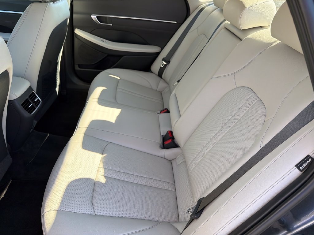 Used 2023 Hyundai Sonata Limited FWD image 23