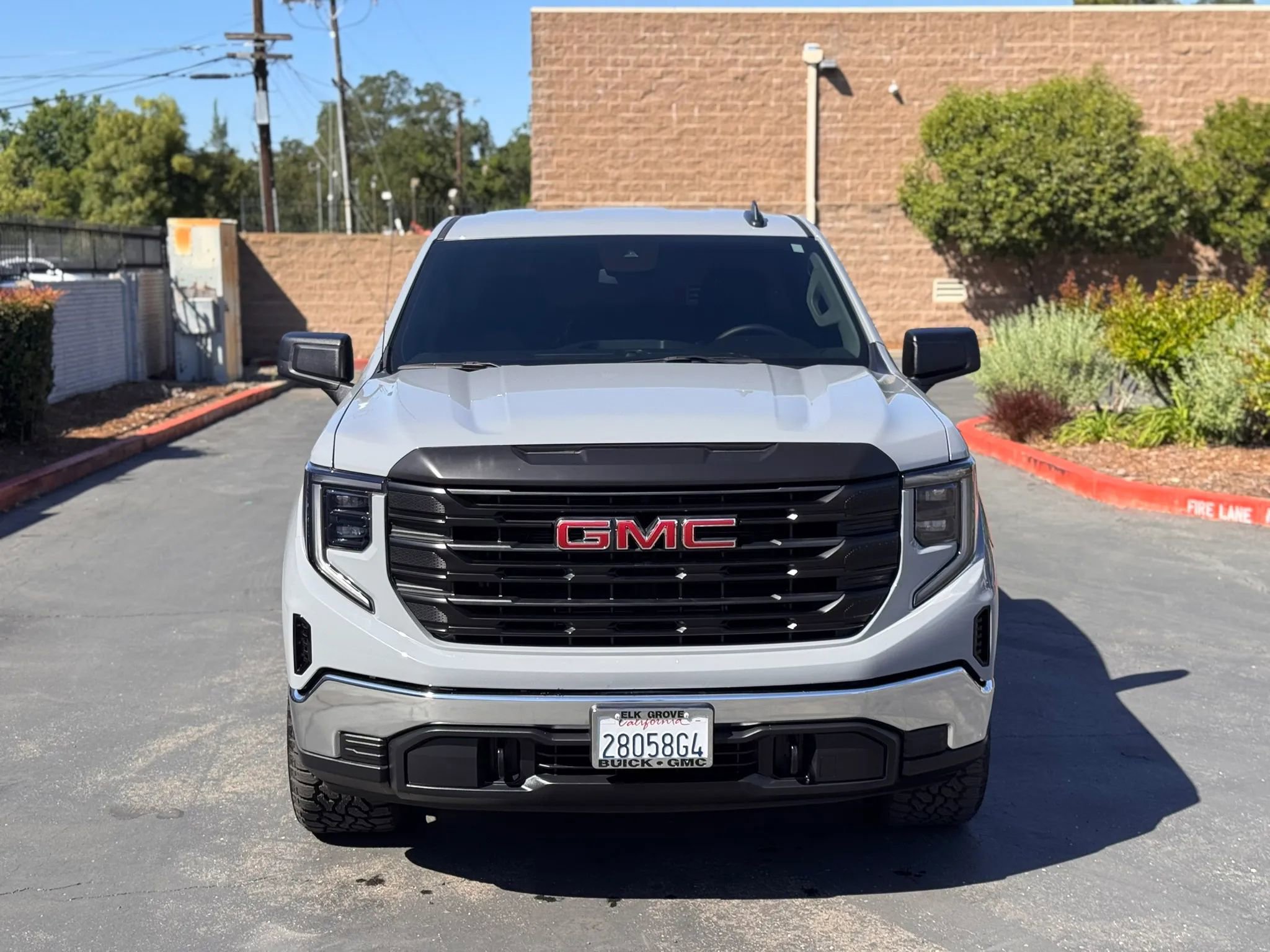 Used 2025 GMC Sierra 1500 Pro w/ Pro Value Package AWD/4WD image 9
