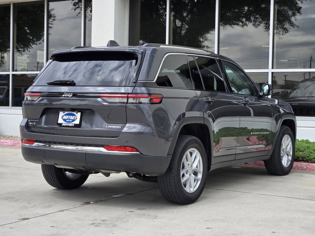Used 2023 Jeep Grand Cherokee Laredo w/ Luxury Tech Group I AWD/4WD image 7