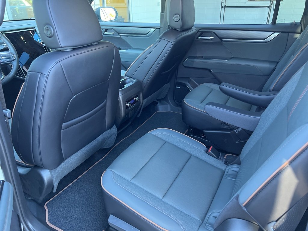 New 2026 GMC Acadia AT4 image 12