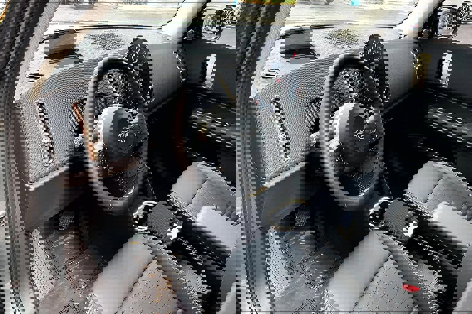 Used 2025 MINI Cooper Countryman S w/ Comfort Package Max image 20