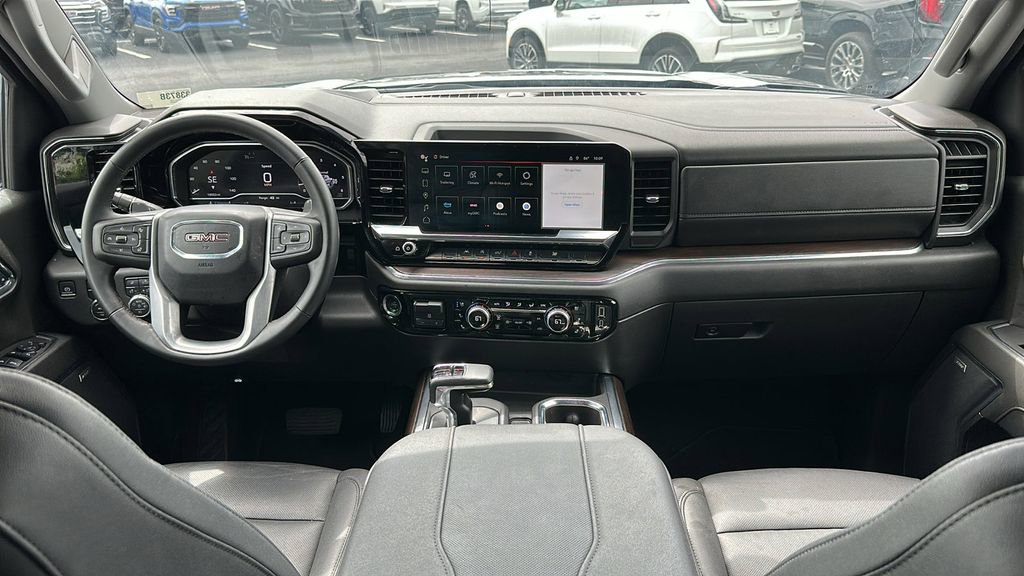 Used 2024 GMC Sierra 1500 SLT w/ SLT Premium Package AWD/4WD image 10
