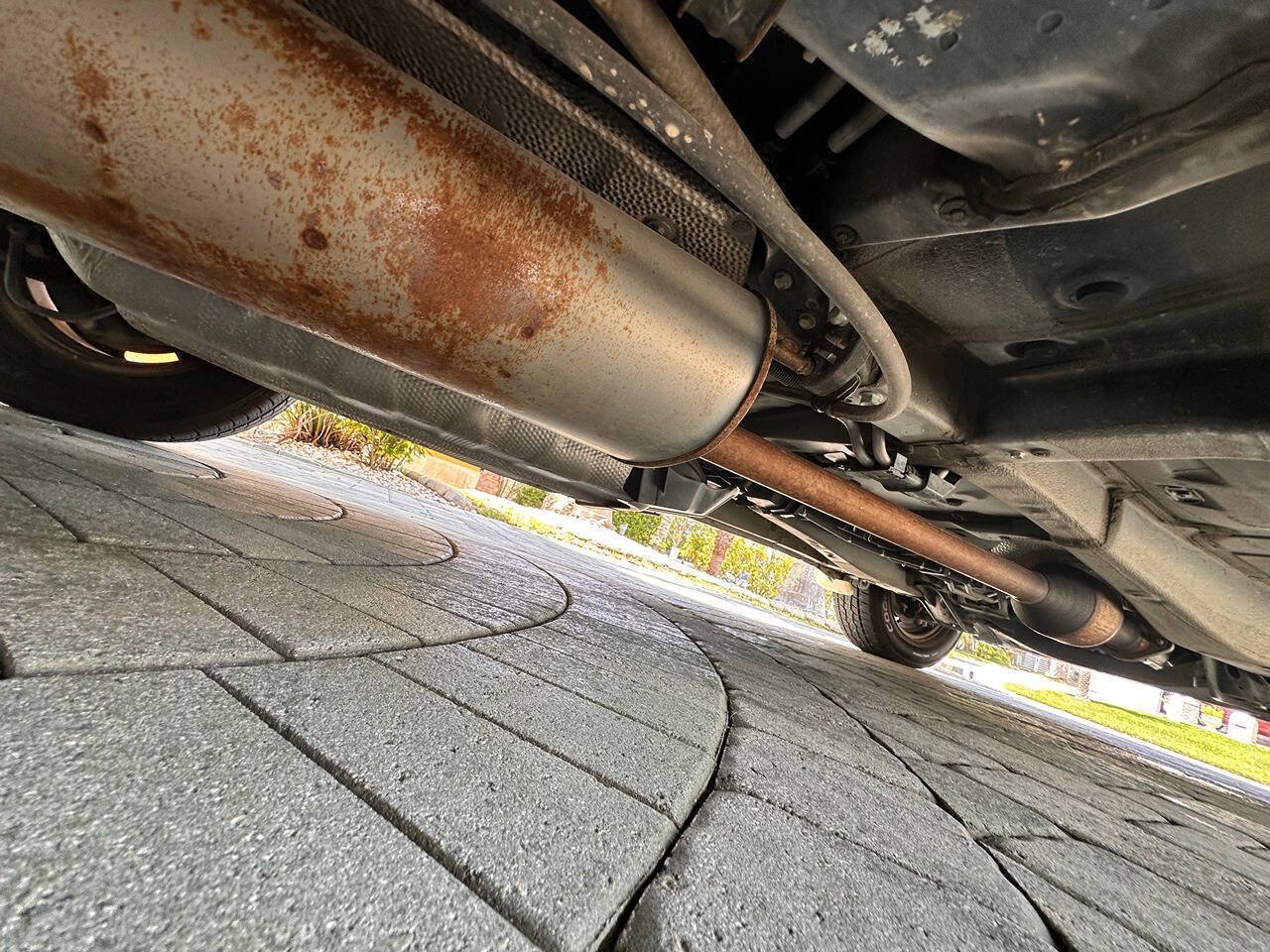 Used 2005 Toyota Highlander 2WD V6 w/ 3rd Row image 45