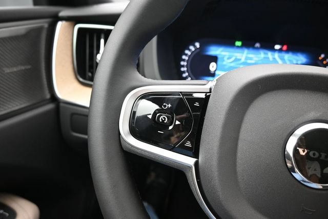 New 2026 Volvo XC60 B5 Plus w/ Protection Package Premier AWD/4WD image 24
