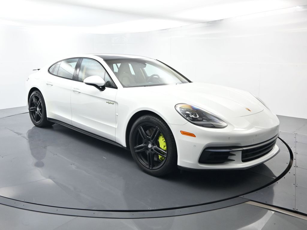 Used 2018 Porsche Panamera 4 image 17