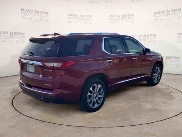 Used 2021 Chevrolet Traverse Premier FWD image 5