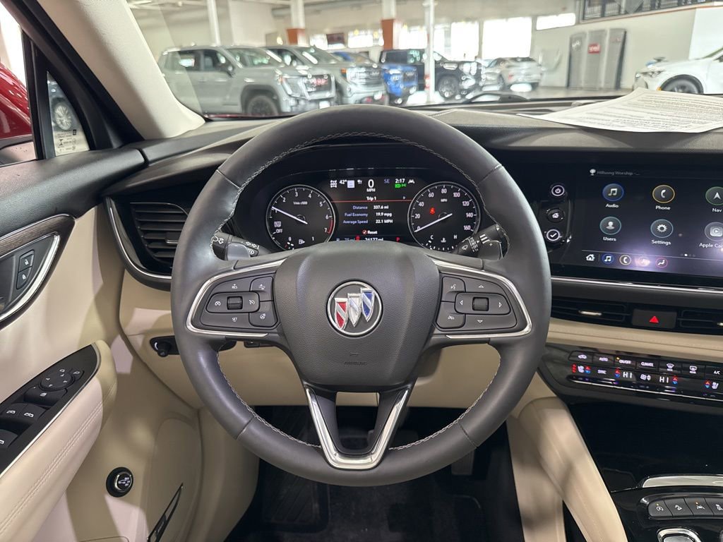 Used 2022 Buick Envision Avenir w/ Technology Package II image 15