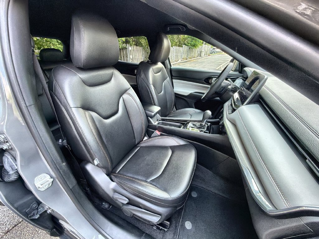 Used 2024 Jeep Compass Limited AWD/4WD image 22