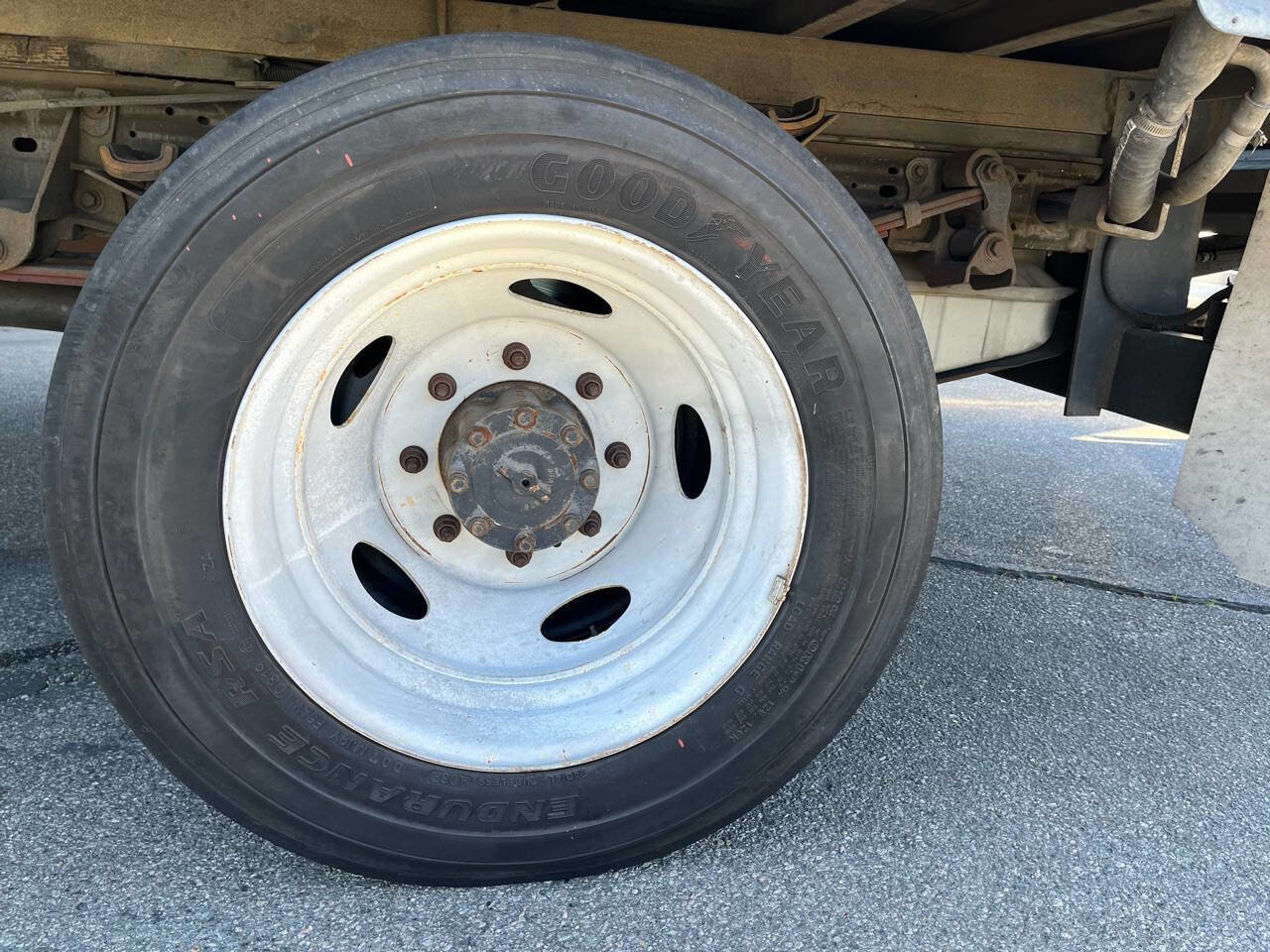 Used 2002 Ford F450 2WD Regular Cab Super Duty image 15