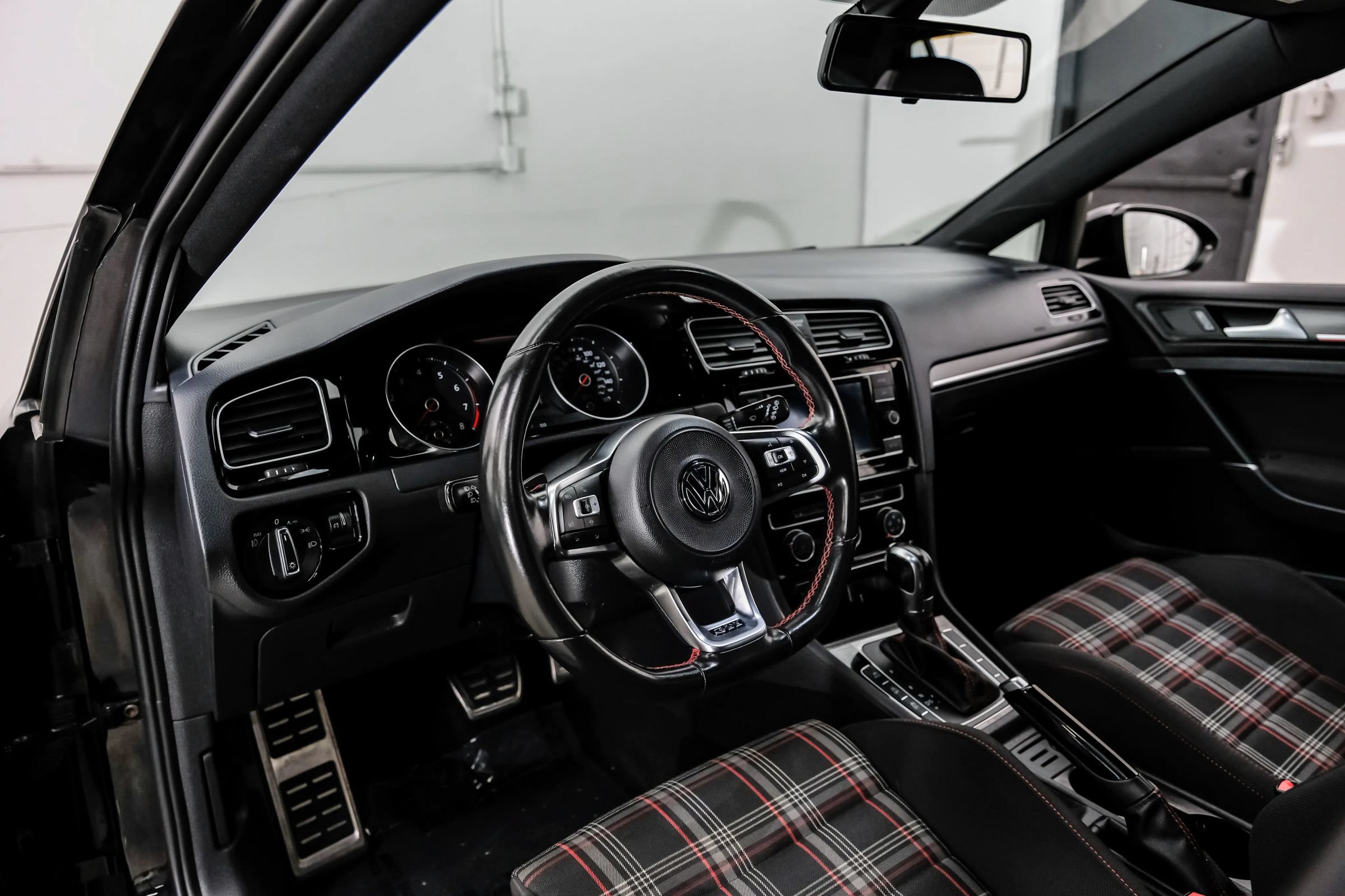 Used 2019 Volkswagen GTI S w/ Driver Assistance Package FWD image 22