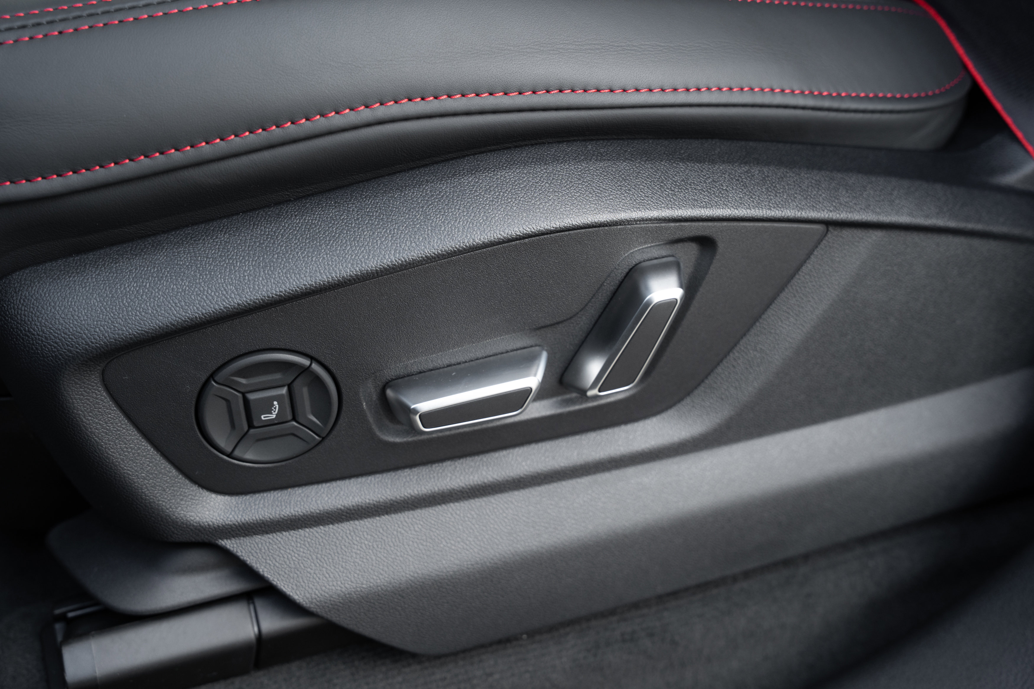 New 2026 Audi RS Q8 performance image 28