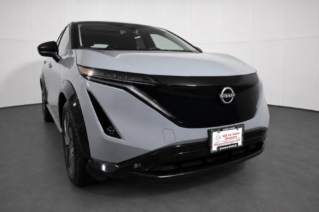 Used 2024 Nissan Ariya AWD image 3