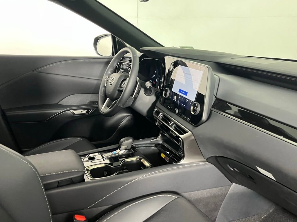 Used 2025 Lexus RX 350 F Sport image 29