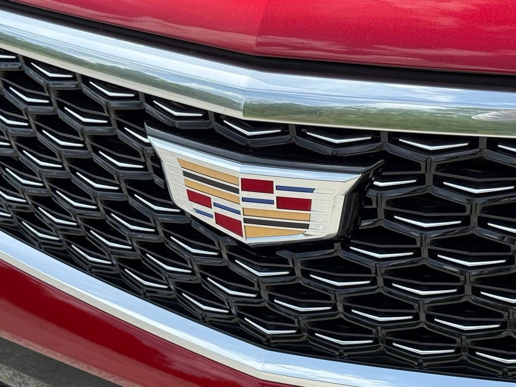 Certified 2024 Cadillac XT4 Premium Luxury w/ Technology Package FWD image 8