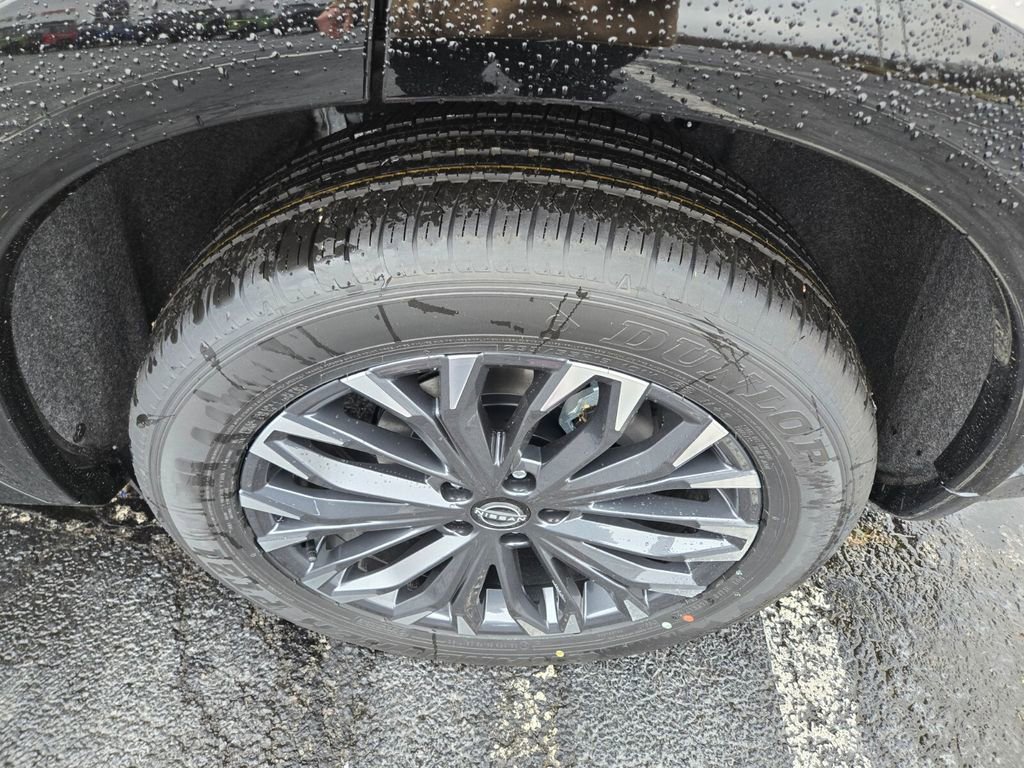 New 2026 Nissan Rogue Platinum image 6