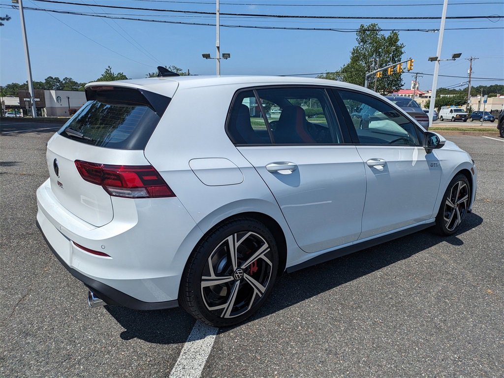 New 2025 Volkswagen GTI SE image 4
