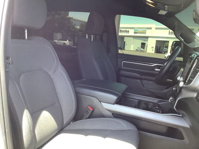 Used 2023 RAM 1500 Big Horn AWD/4WD image 40
