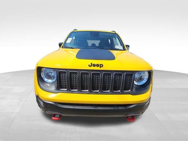Used 2023 Jeep Renegade Trailhawk w/ Trailhawk Elite Group video 2