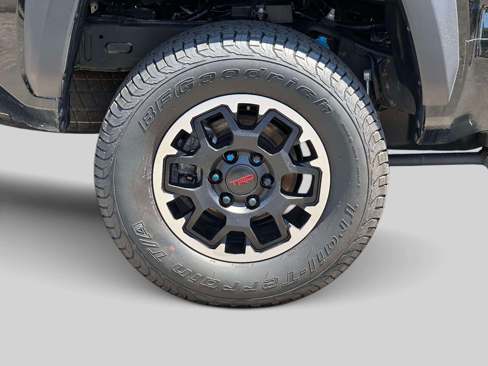 Used 2024 Toyota Tacoma TRD Off-Road AWD/4WD image 8