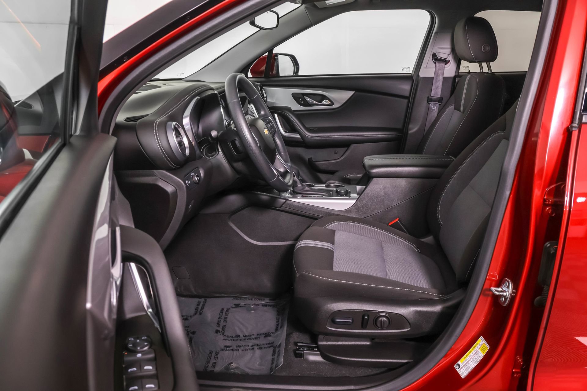 Used 2024 Chevrolet Blazer LT w/ Convenience Package FWD image 6