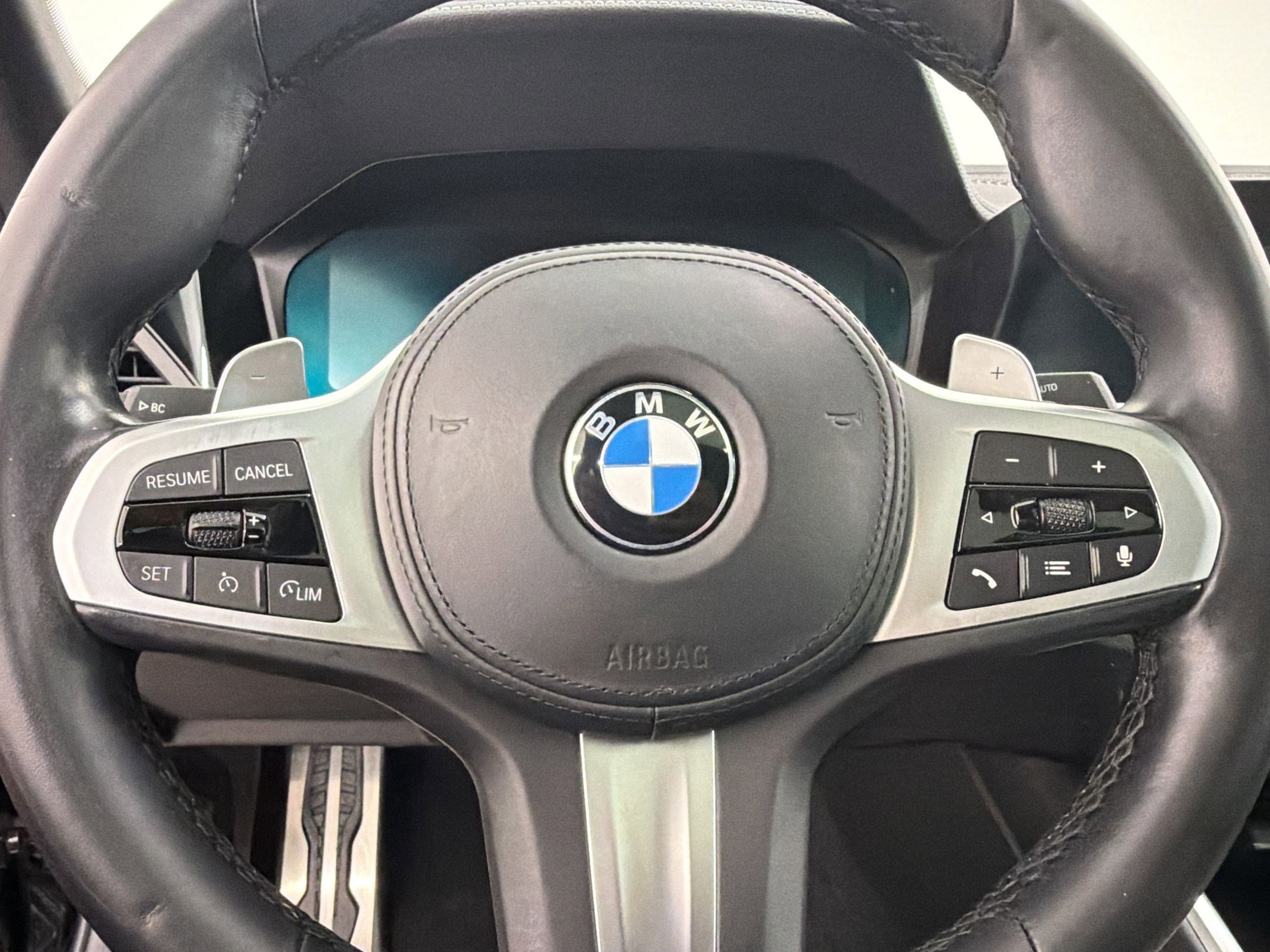 Used 2022 BMW 330i Sedan w/ M Sport Package RWD image 15