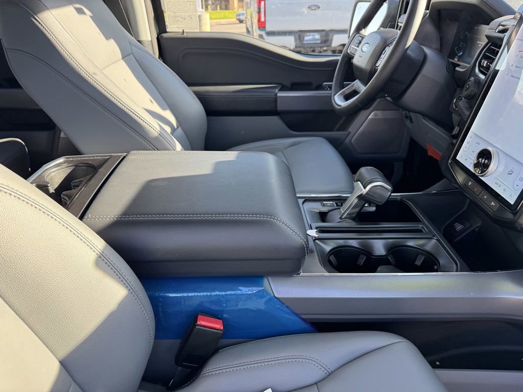 Used 2025 Ford F150 Lightning Flash image 6