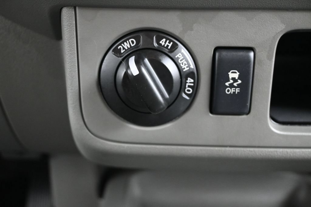 Used 2019 Nissan Frontier SV AWD/4WD image 18
